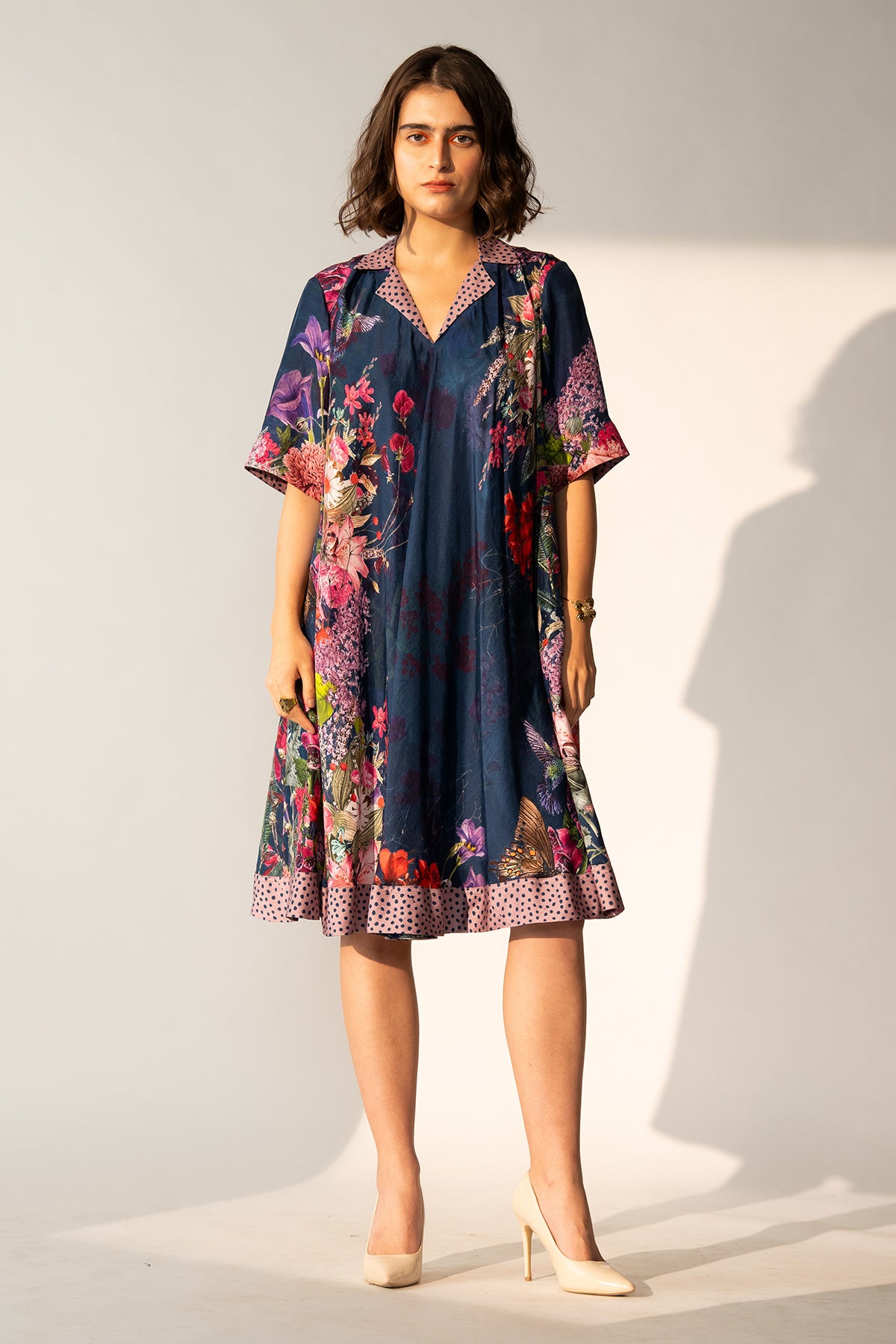 V neck outlet pocket print dress